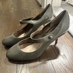 Saks Fifth Avenue Gray Mary Jane Heels
